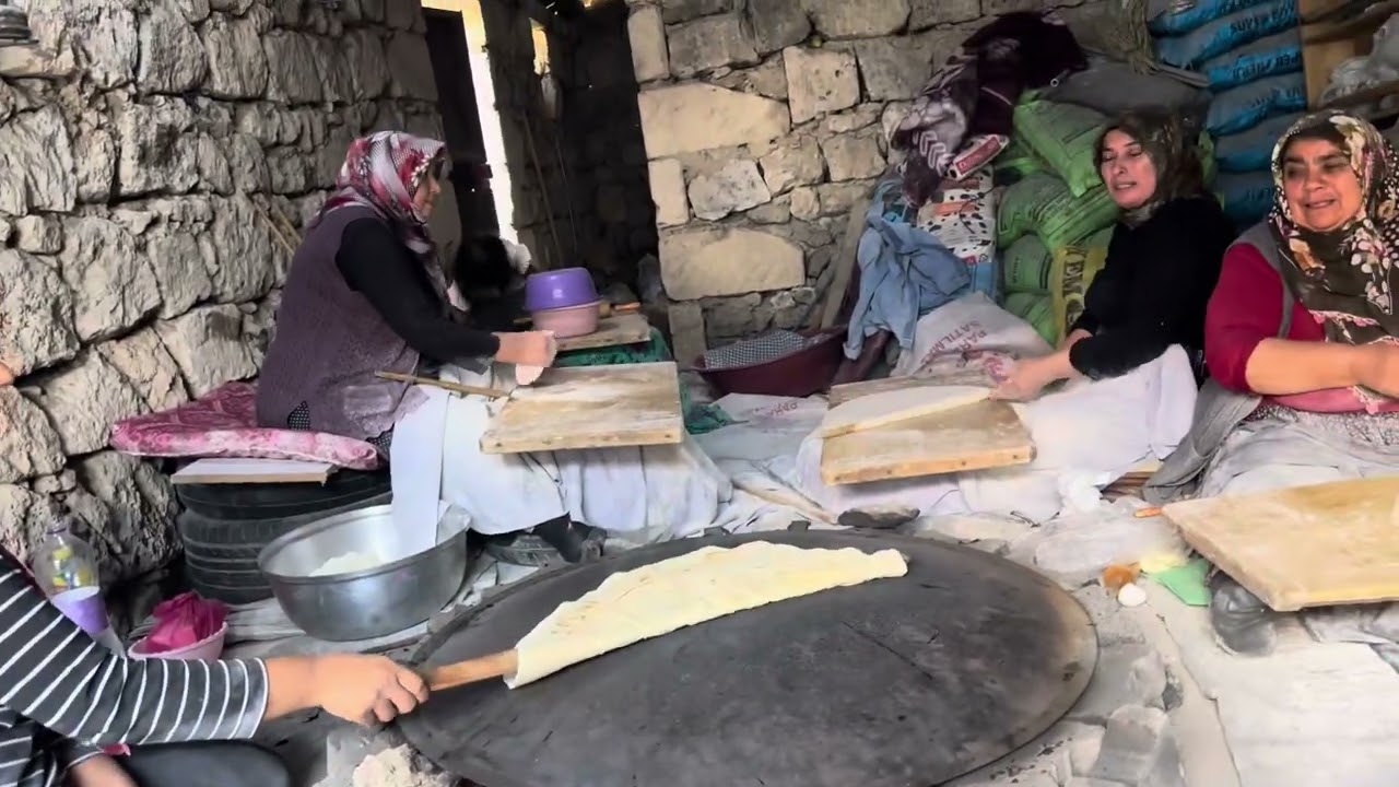 ❌100 Kg UNDAN 2 DESTE YUFKA YAPTIK 💯Köyde YUFKA EKMEK YAPIMI İmece Usulü😋#yufkayapımı