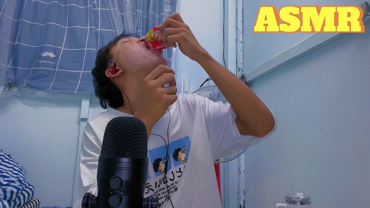 ASMR |กินขนม🍜🥜|