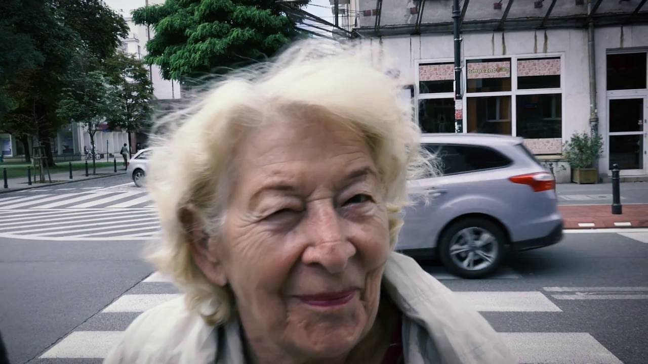 Wnuczek SPRZEDAŁ BABCIĘ szejkowi! [FAKTOID]