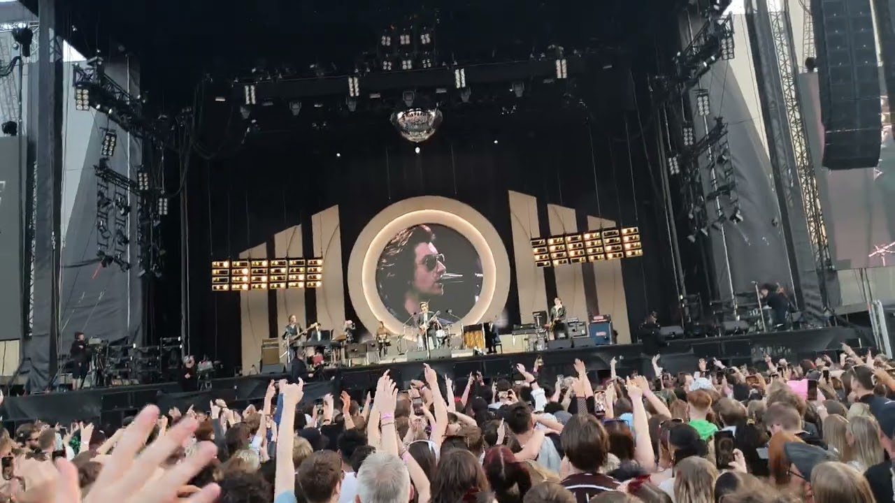 Arctic Monkeys - Snap Out Of It @ Emirates Old Trafford, Manchester 3/6/23