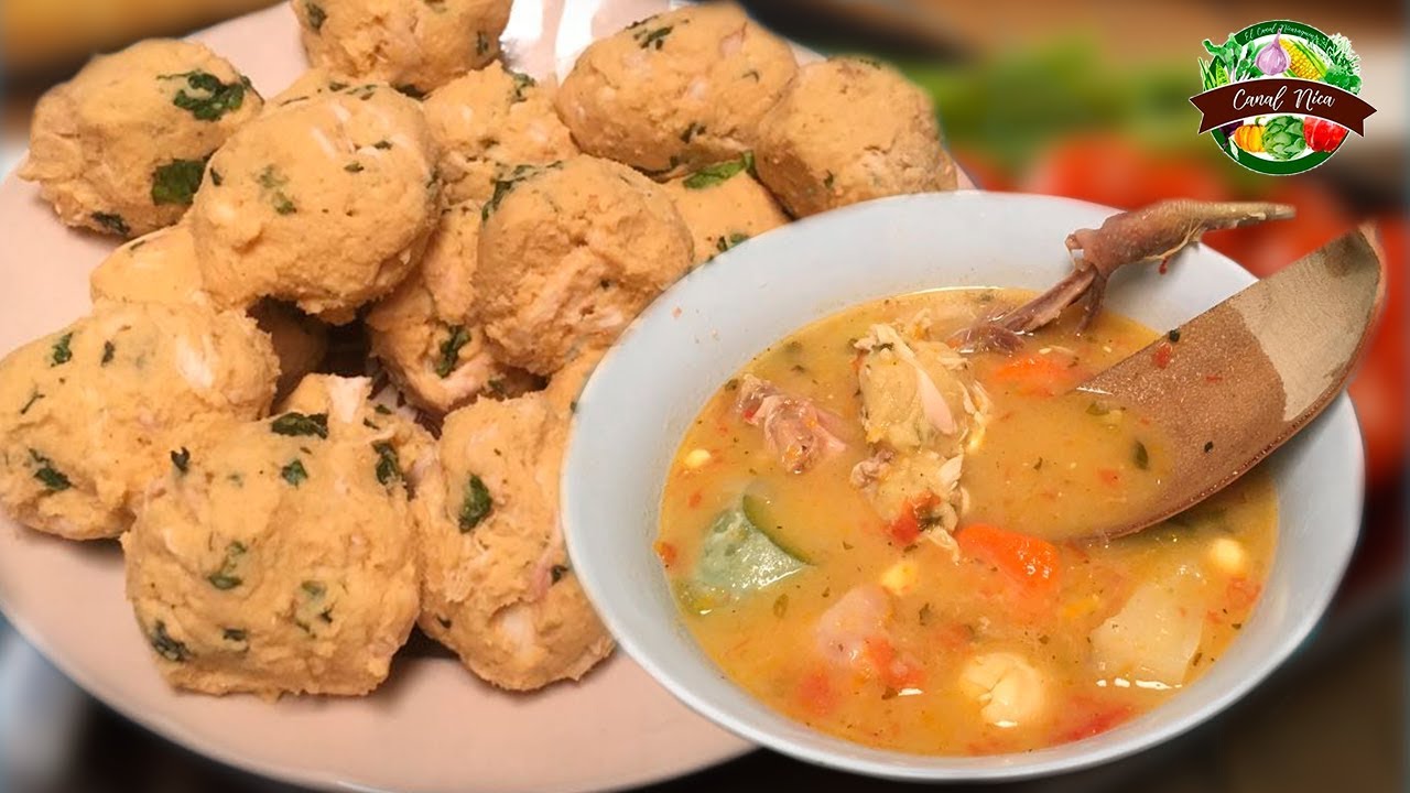 Sopa de gallina con albondigas Nicaraguense