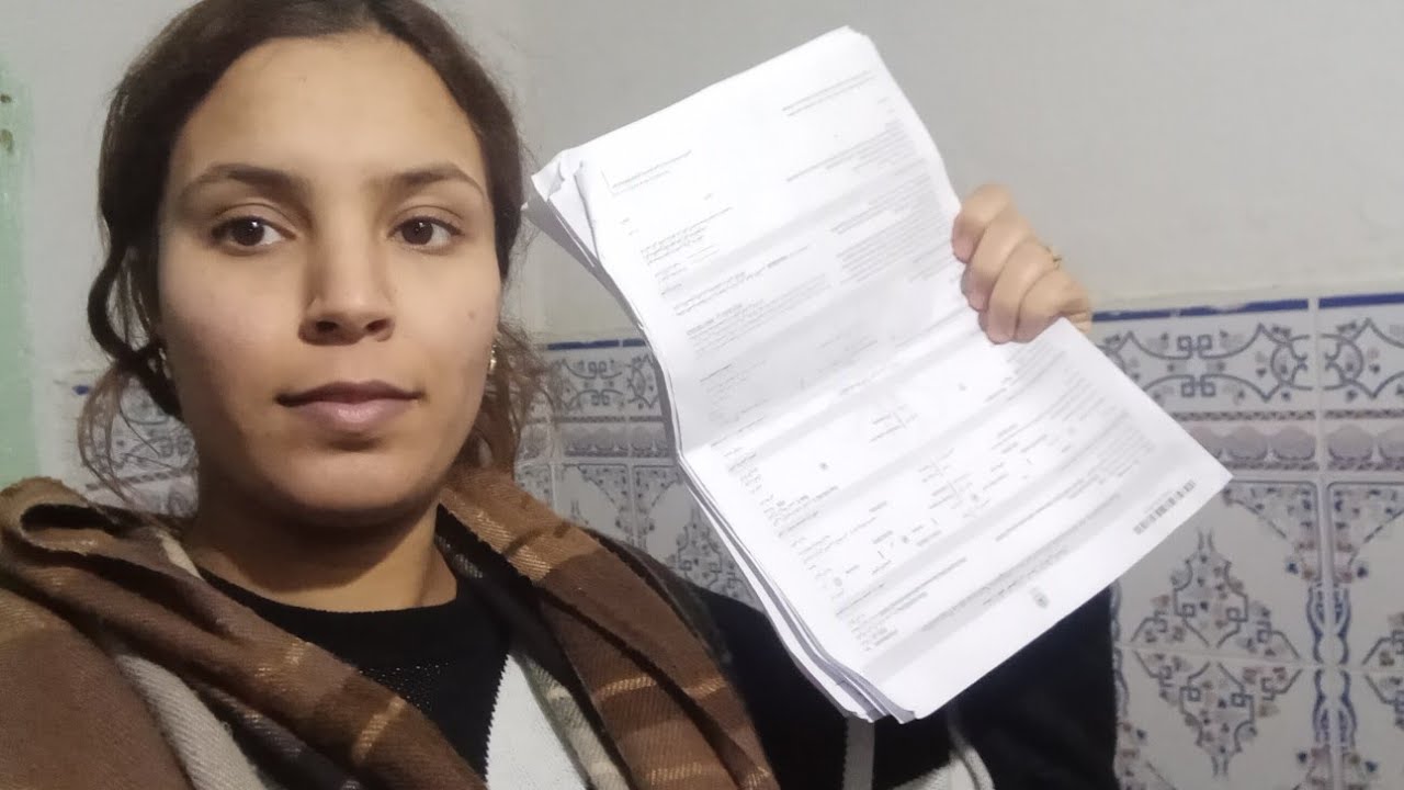 الله ياربي تسدو جميع البيبان فوجهي☝ ملقيت حد يوقف معيا فهاد المشاكيل😥 ربي عويني 🤲