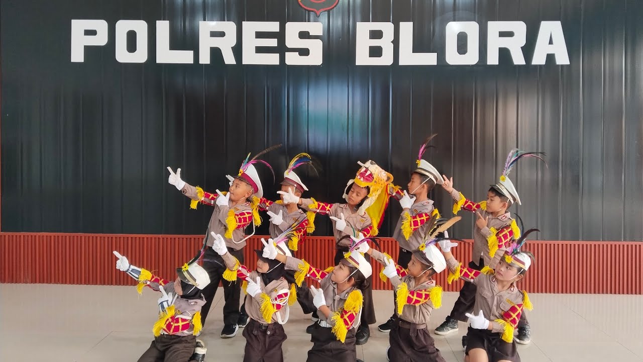 Penampilan PBB Polisi Cilik TK Kemala Bhayangkari 50 Blora di Polres Blora #tkbhayangkariblora