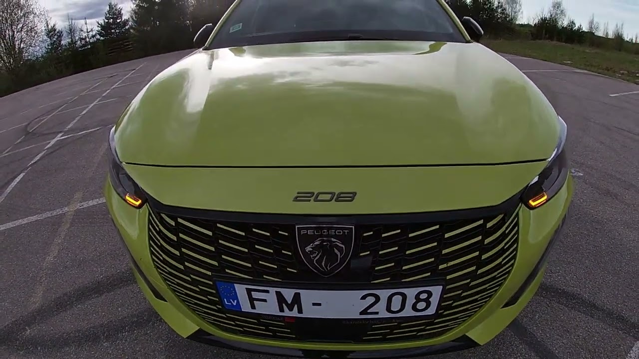 Peugeot 208 Hybrid