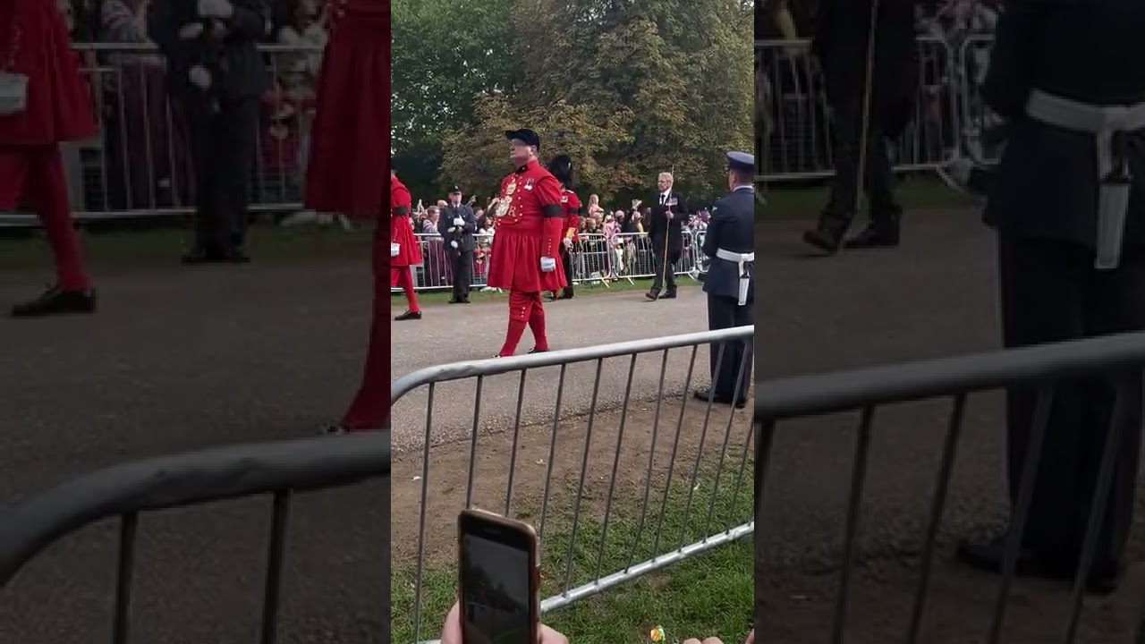 Queen Elizabeths funeral .the final journey. our queen returns to Windsor. the long walk  POV