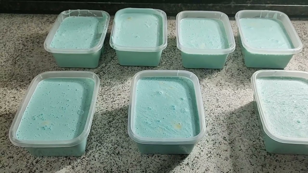 sabonete caseiro com poucos ingredientes.