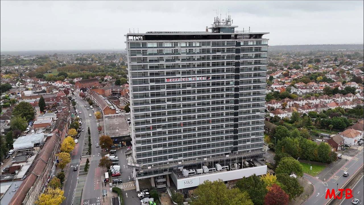 4K drone footage, Tolworth Tower, Tolworth Surrey…..still empty, November 2024…