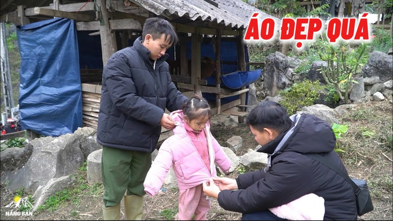 Áo ấm từ Cô T bất ngờ gõ cửa nhà 2 chú cháu Thò Kía, vật nuôi đẹp mướt mườn mượt