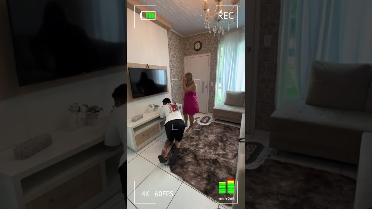 Vizinho concertou a TV @Novelinhasdavida 