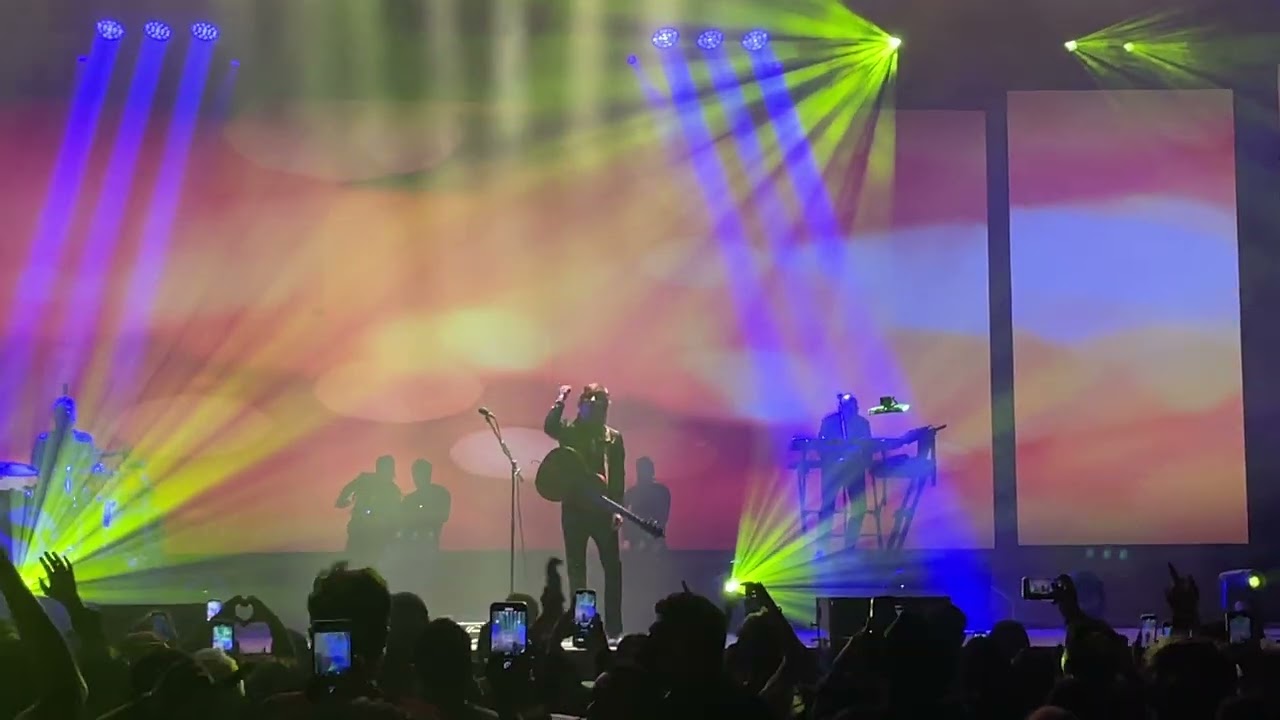 ME HACE FALTA - SIDDHARTHA (EN VIVO) @PALACIO DE LOS DEPORTES 02 SEPTIEMBRE 2022 #00TOUR
