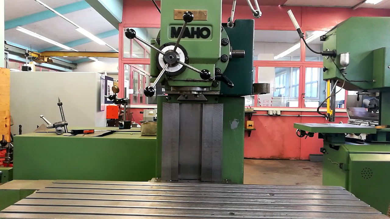 Maho MH 600 E Milling Machine (1985)
