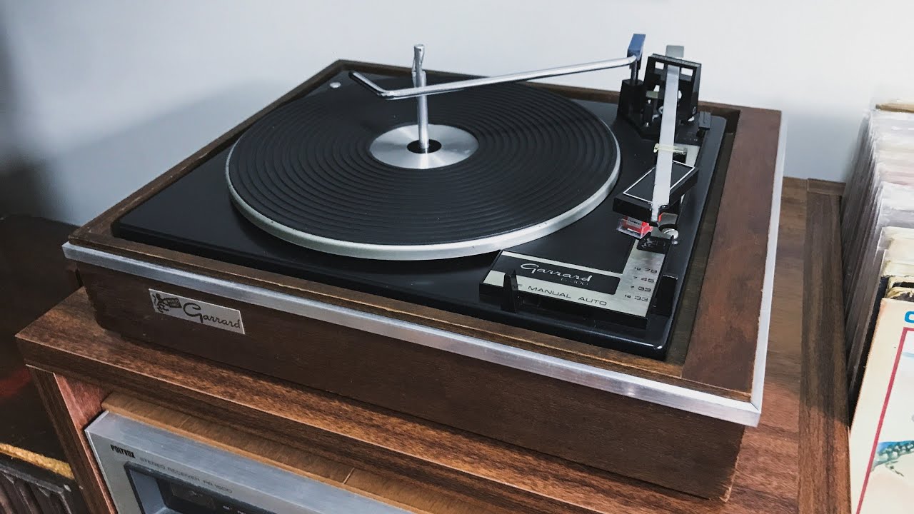 Toca Disco GARRARD - 6300 (VENDIDO)