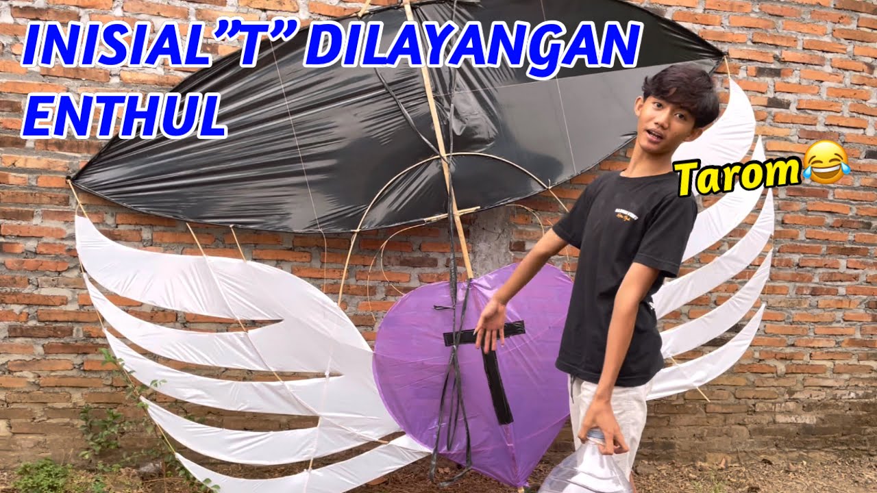ADA LOVE BERINISIAL “T” DILAYANGAN ENTHUL..SIAPAKAH ITU??