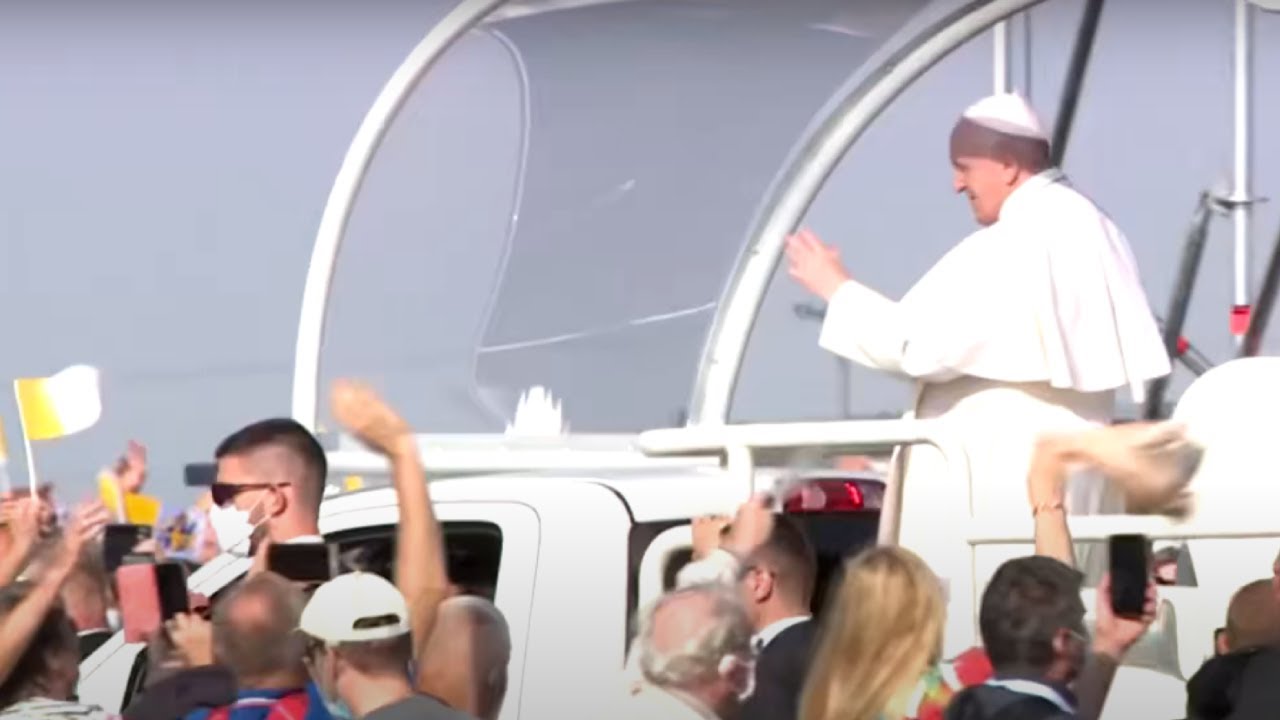 D-Fend Solutions EnforceAir Mitigates Drone at Pope&rsquo;s Mass in Slovakia (ENG Subtitles & Voiceover)