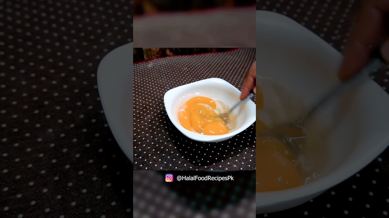 getting ready eggs to make omelette #halalfood #halalfoodrecipes #food #short #halalvlogger #egg