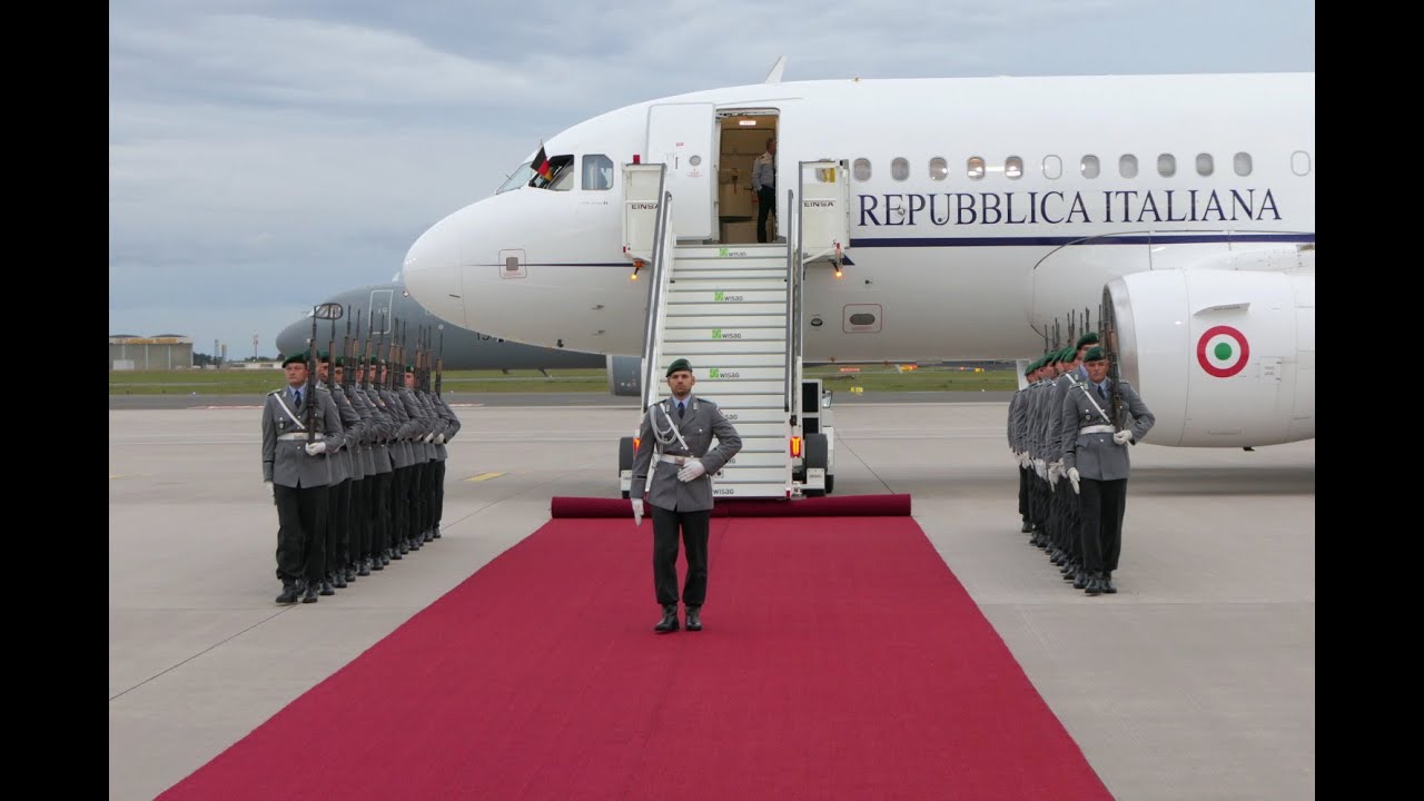 Italiens Präsident Mattarella - Ankunft Flughafen BER