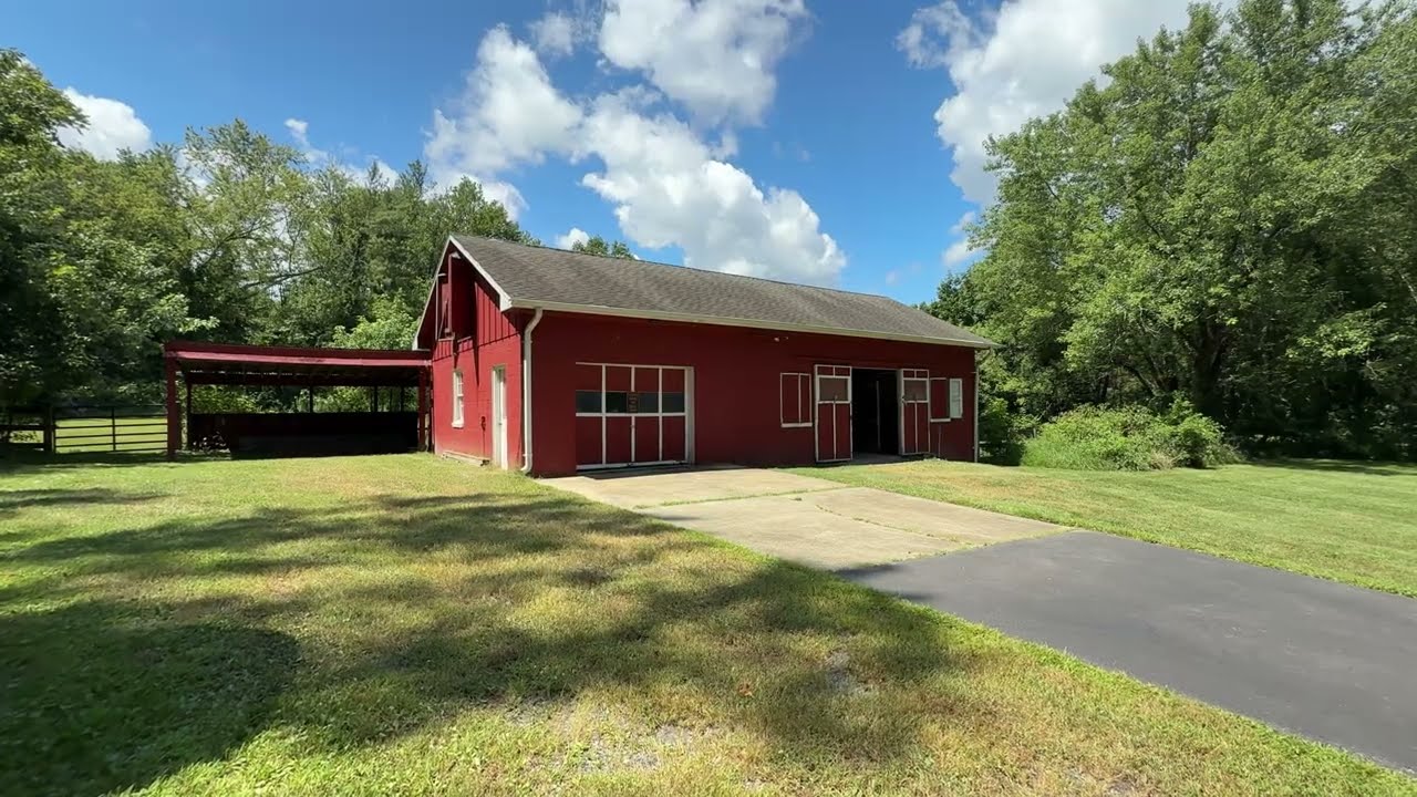 Explore this Charming Davidsonville Farmette | Home, Barn, Fenced Fields, & Close to Annapolis