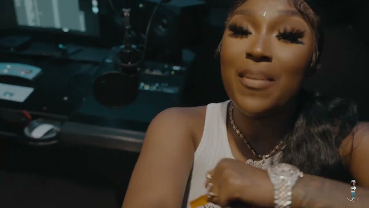 Erica Banks - Still Tippin