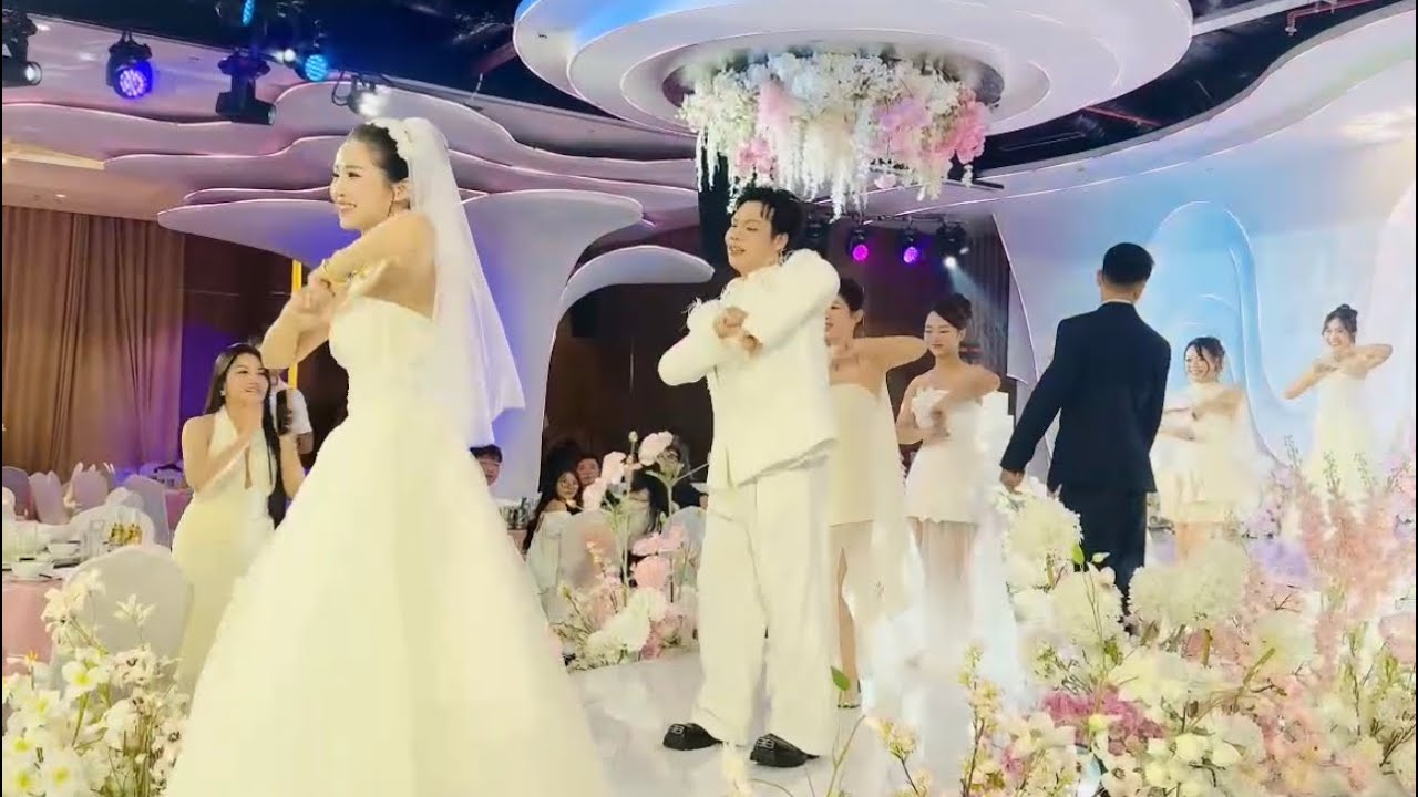 MASHUP CƯỚI ĐI + NGÀY NÀY, NGƯỜI CON GÁI NÀY + ĐÔI MÔI | Vũ đoàn Xuân Đỉnh