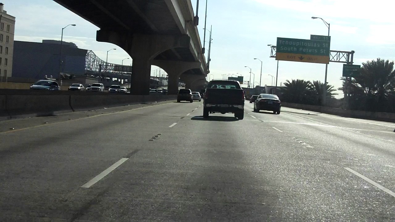 New Orleans Freeway Tour eastbound/outbound