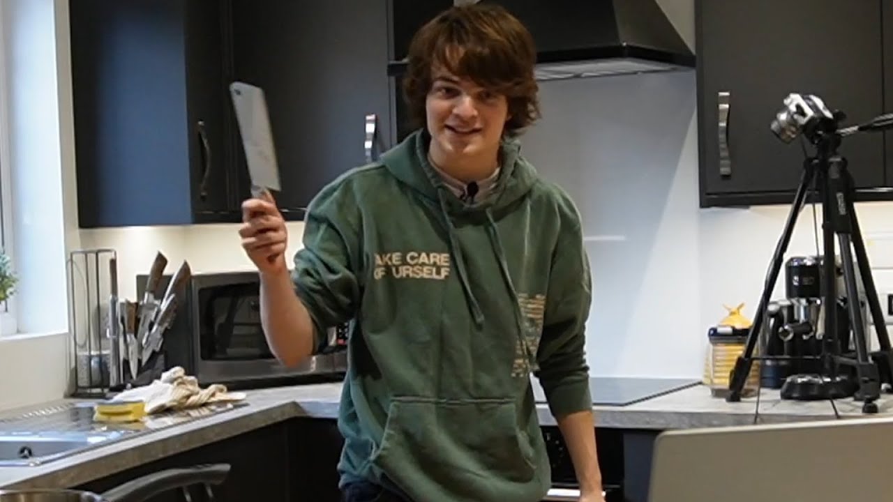 Philza Teaches Tubbo How To Cook!