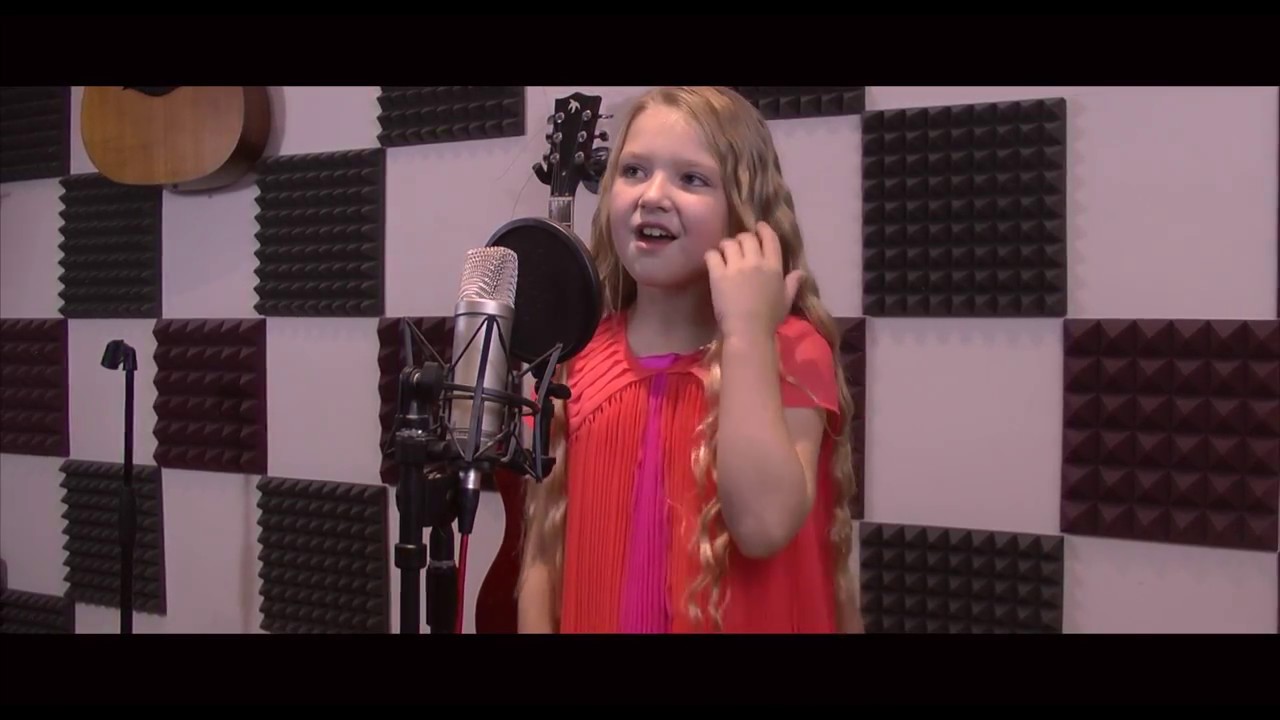 Rachel - I'll Never Fall In Love Again @ Crazy Fish Music Studio Manchester Strange Magic