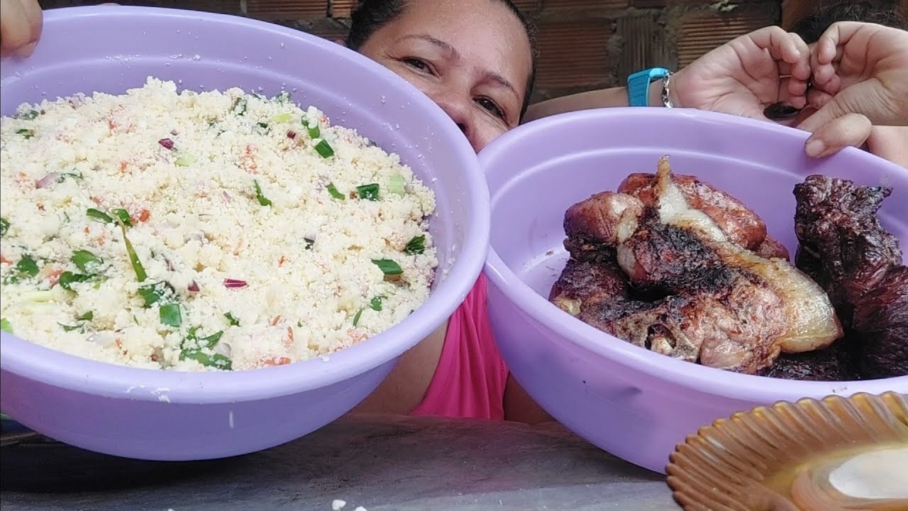 DOMINGOOO COM CHURRASCO FAROFA D'ÁGUA MORNA TEMPERADA COM MANTEIGA DA VACA E MOLHO LAMBAO 