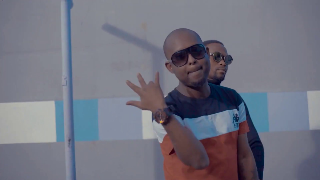 Diz Flame_x_ Mr Blue _Never Give Up _Official Video