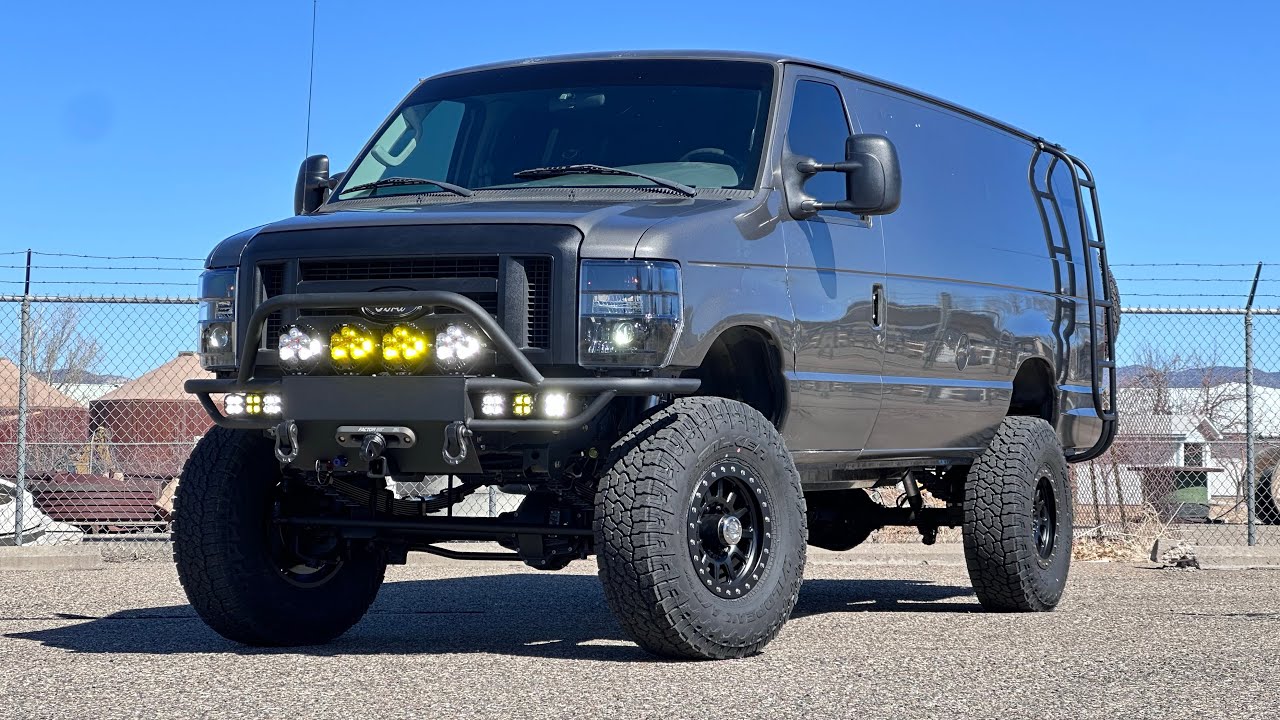 Мега сборка 4x4 Ford E350!