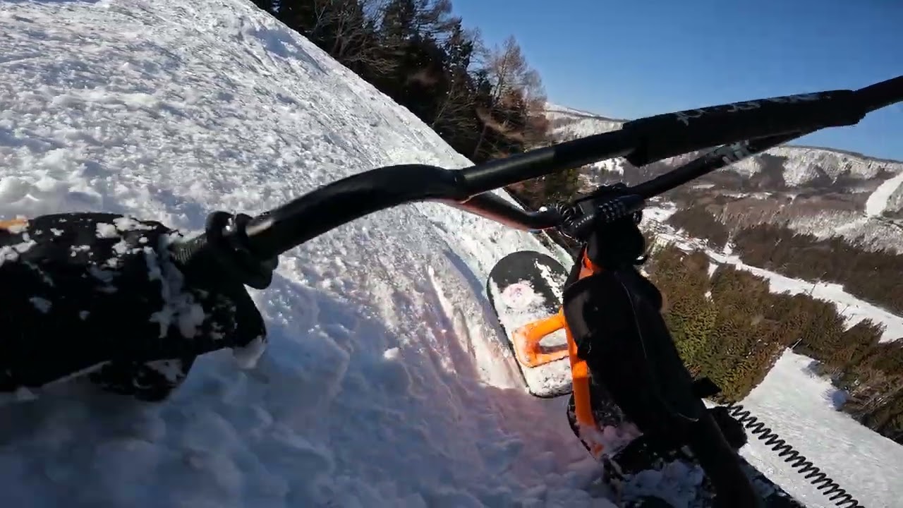 野沢温泉でスノースクート ジャンピングコース
