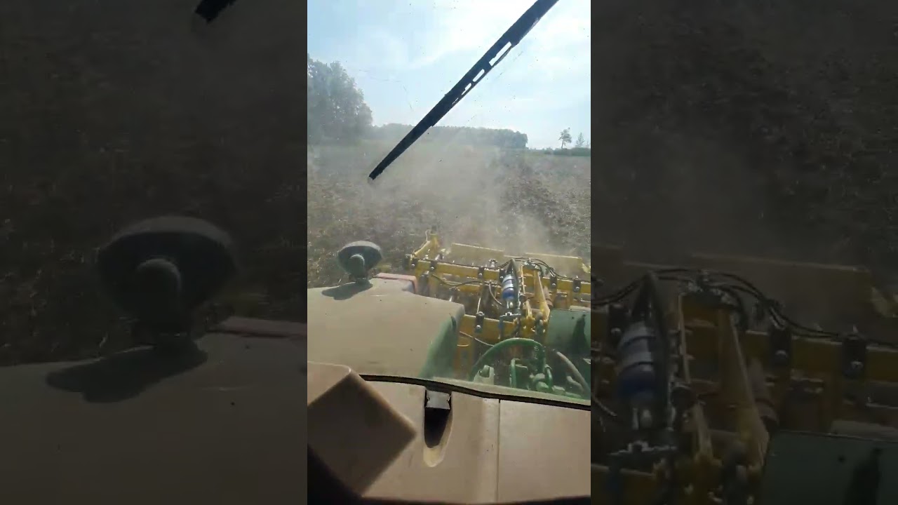 JD 7930 + pług dłutowy Bednar Terraland