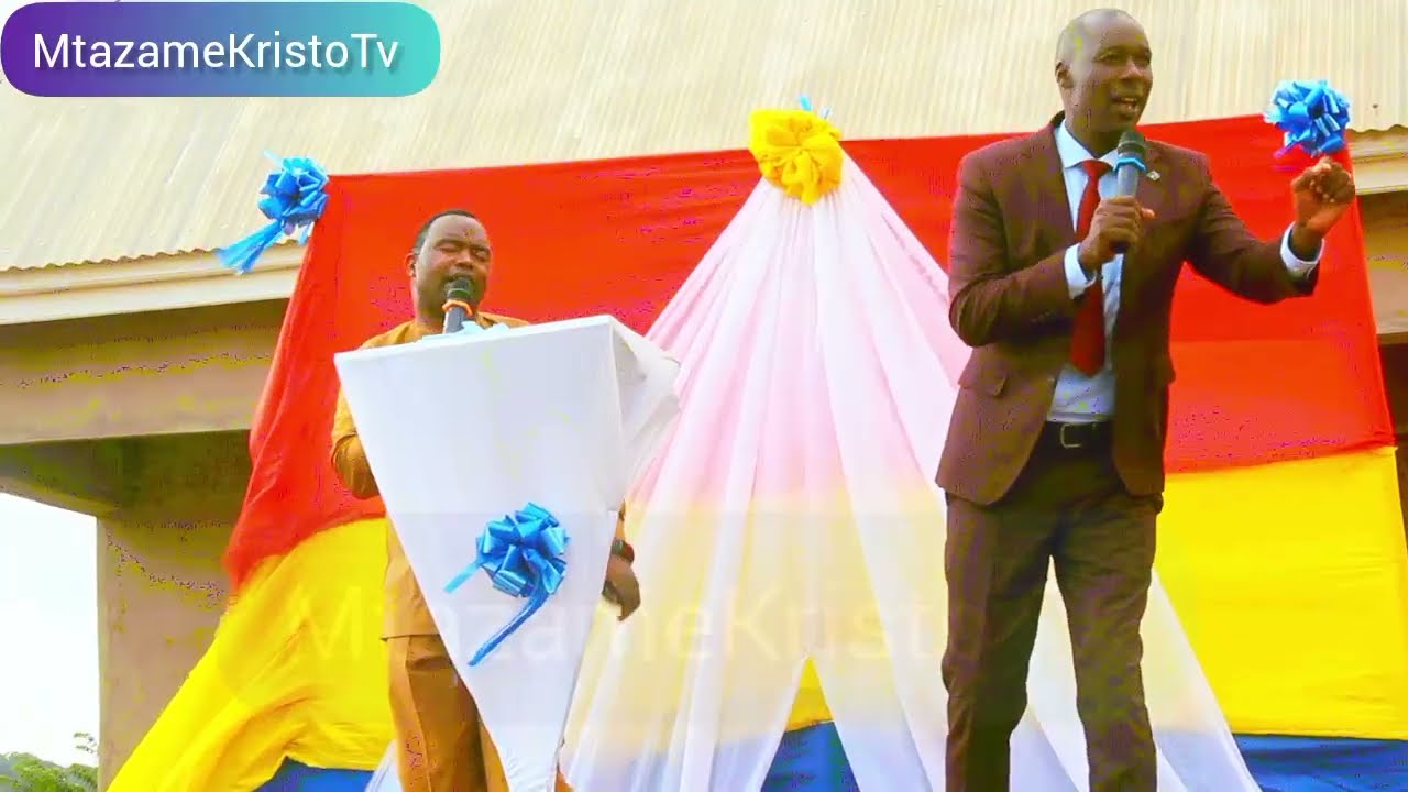 Ole naiswaku preaching - wakati wetu ni huu at nanja crusade Tanzania