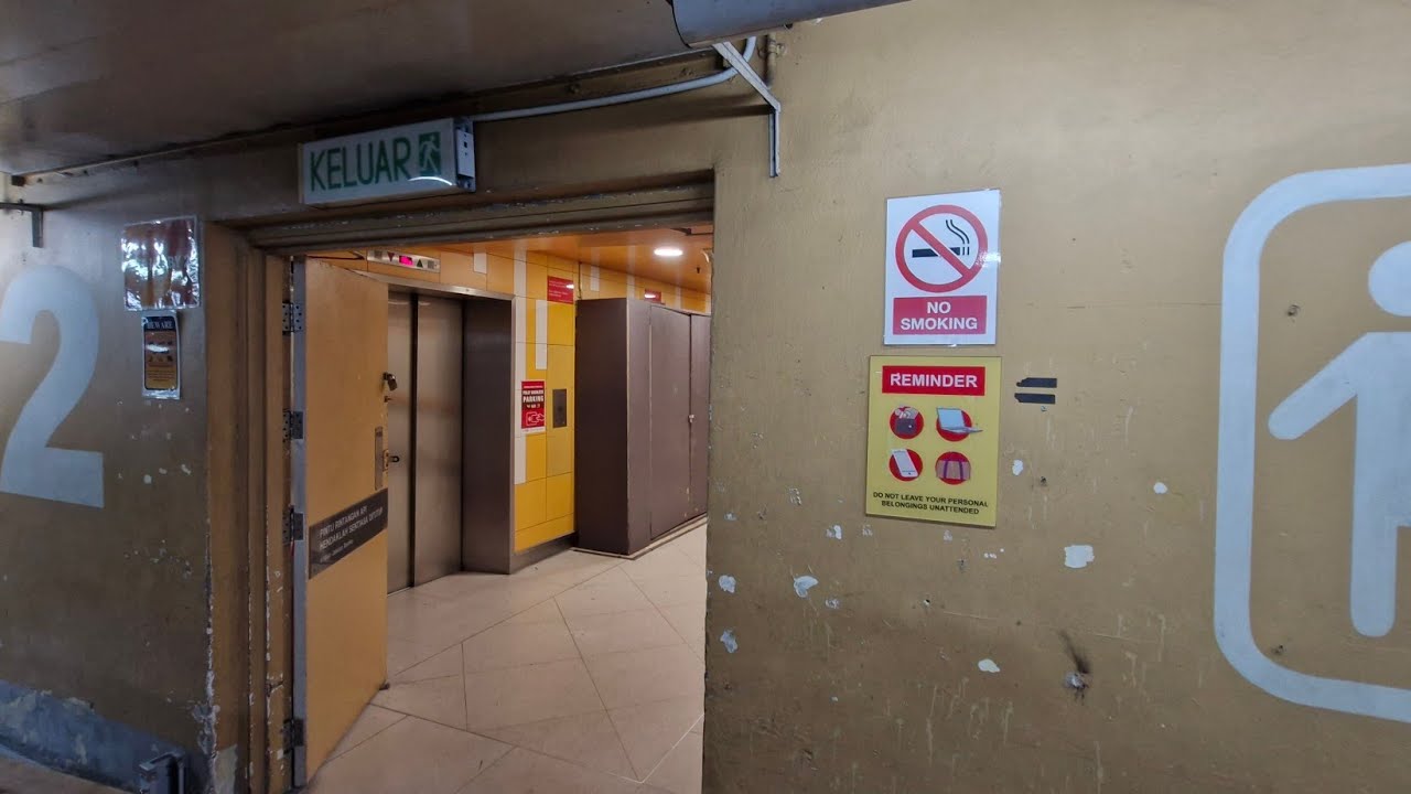 ( Gone ) 1988 Schindler M series Elevator at Lobby 2 Subang Parade (L2A)