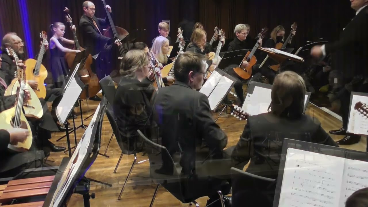 Mülheimer Zupforchester (MZO): Dominik Hackner - El Fuego Brillante op. 70 für ZO