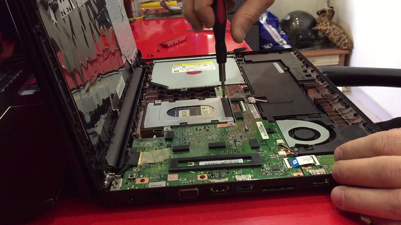 ASUS X553MA NOTEBOOK 'A SSD TAKMA (BOZULAN HDD NASIL DEĞİŞTİRİLİR)
