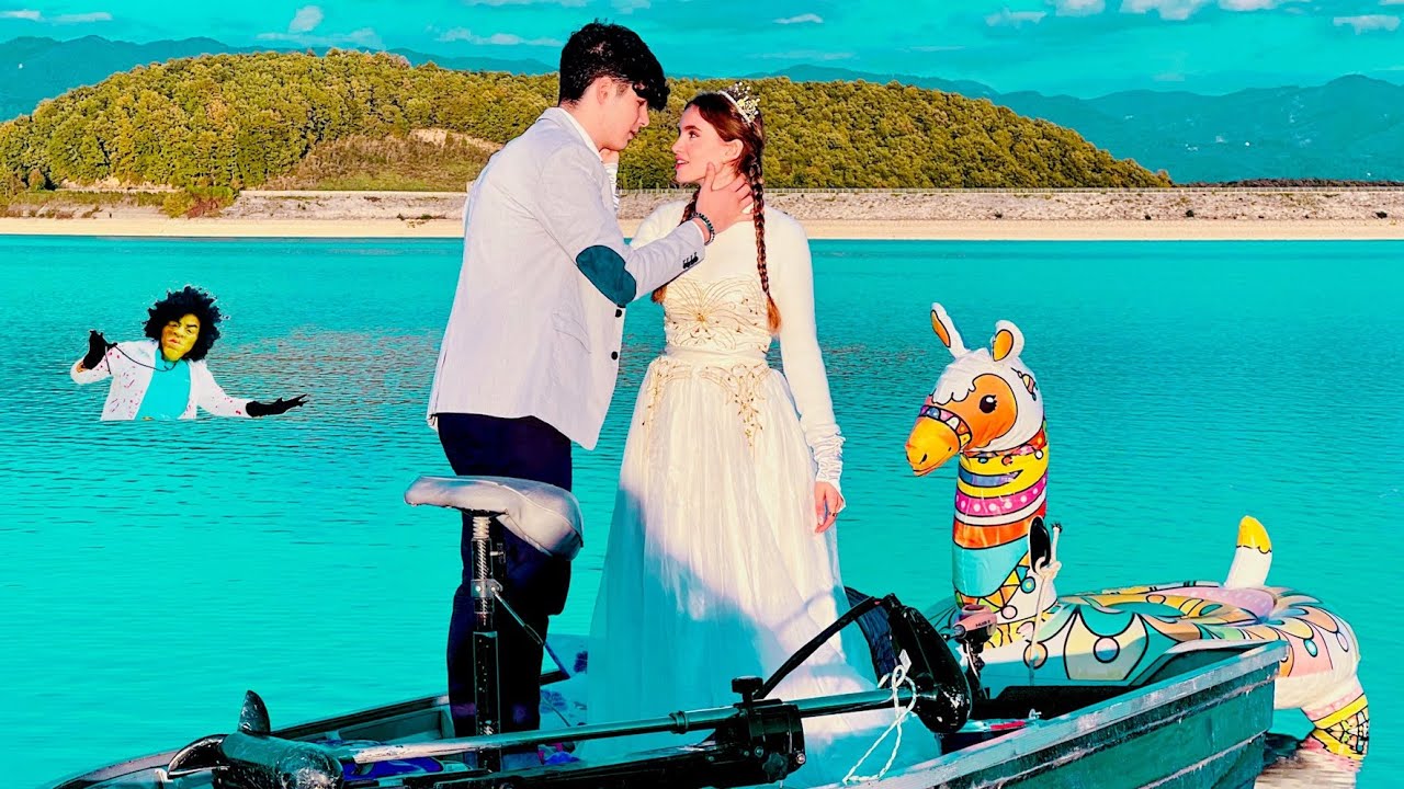 MI SONO FIDANZATA PASSANDO 24 ORE IN BARCA !!👩‍❤️‍💋‍👨🛳️ *Alle 3 di notte😱*- by Charlotte M.