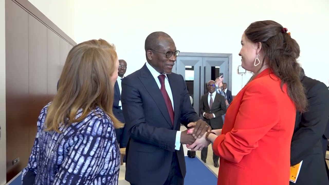 Restitution du Kataklè : la délégation finlandaise reçue par Patrice Talon