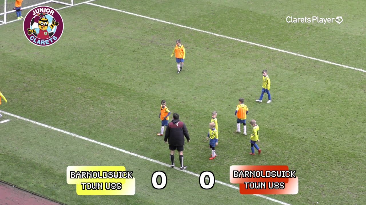 JUNIOR CLARETS PLAYER | Barnoldswick Town U8s Halftime Match