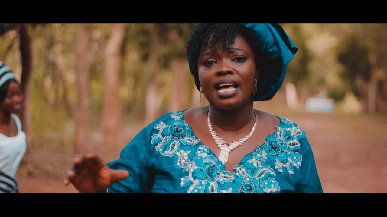 Amy Mako - Bah-Kada (Clip officiel by les angles d'afrique)