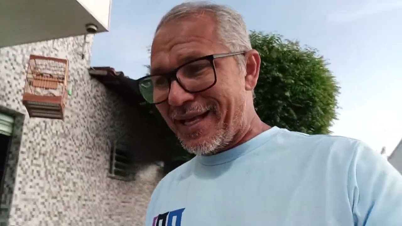 Galo de campina chegou na sua casa e não quer cantar - Resolva