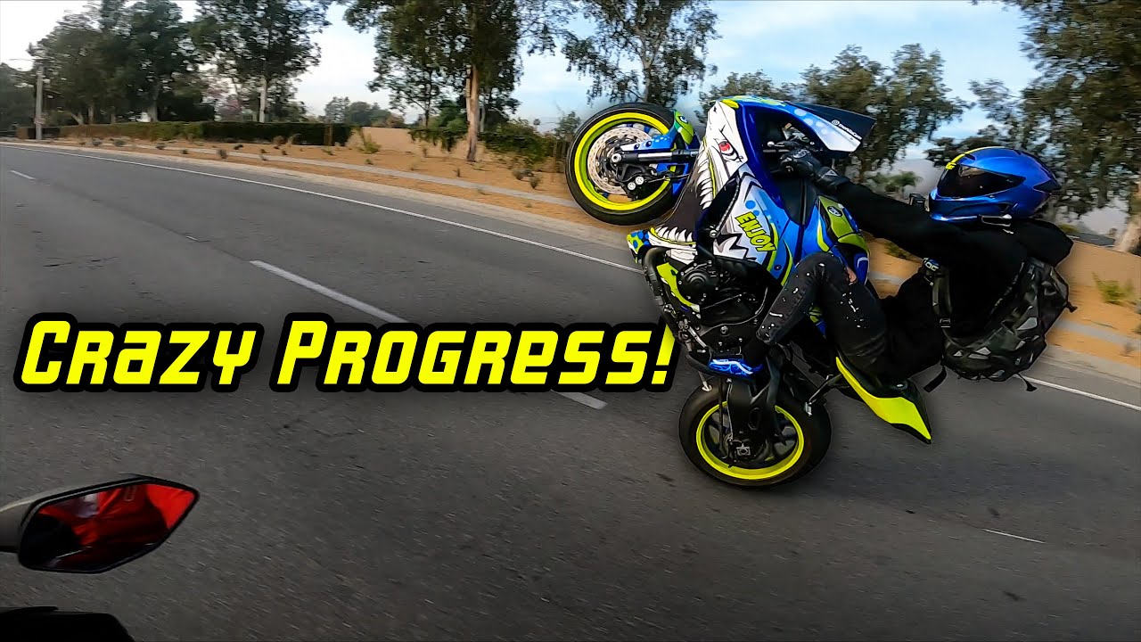 Учусь ездить на заднем колесе Yamaha R1 (наконец-то использую задний тормоз)