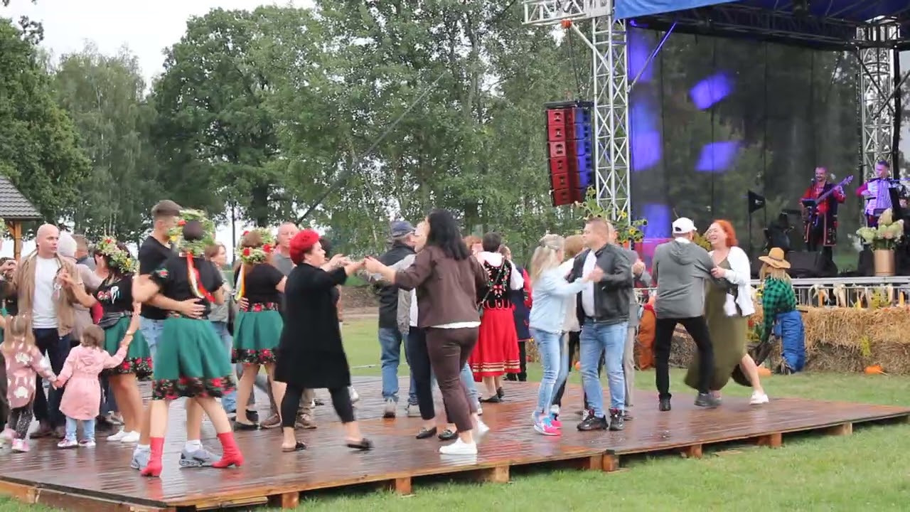 '' Czemu Ty dziewczę w lesie stoisz..''/ Dożynki w Zakrzowie z zespołem NieTAKTowni 14.09.2025