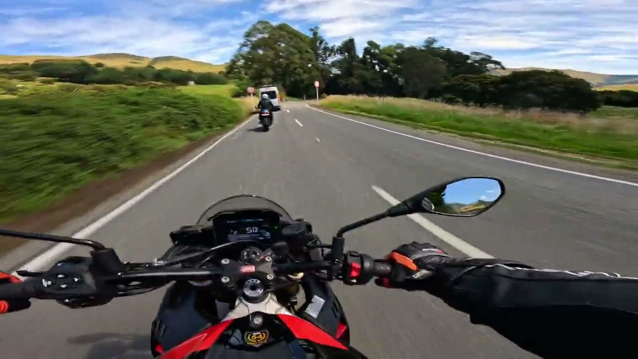 Aprilia Touno V4. and Yamaha XSR 900. Having Fun on Twisty