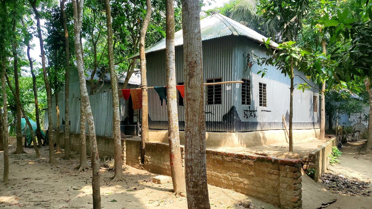 আর্জেন্ট,ফরিদপুর জেলার,মোহাম্মদপুর বাজারের পাশে বাড়ি সহ ৮ শতাংশ জমি বিক্রয় হবে...