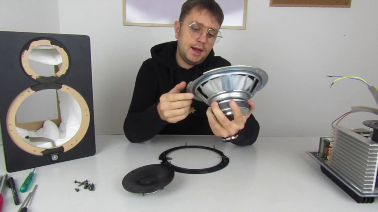 YAMAHA HS 8 STUDIO MONITOR INSIDE. TUTORIAL ita. MUSIC TECH V-LOG