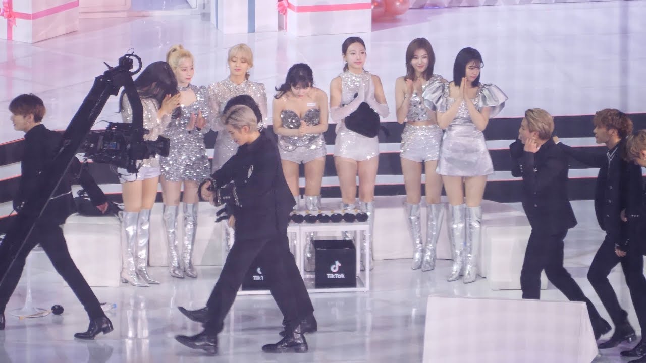 방탄소년단(BTS)_대상발표순간 ,대상소감 (TWICE,(G)I-DLE,SEVENTEEN,GOT7) 리액션(Reaction) [4K] 직캠 Fancam by Mera