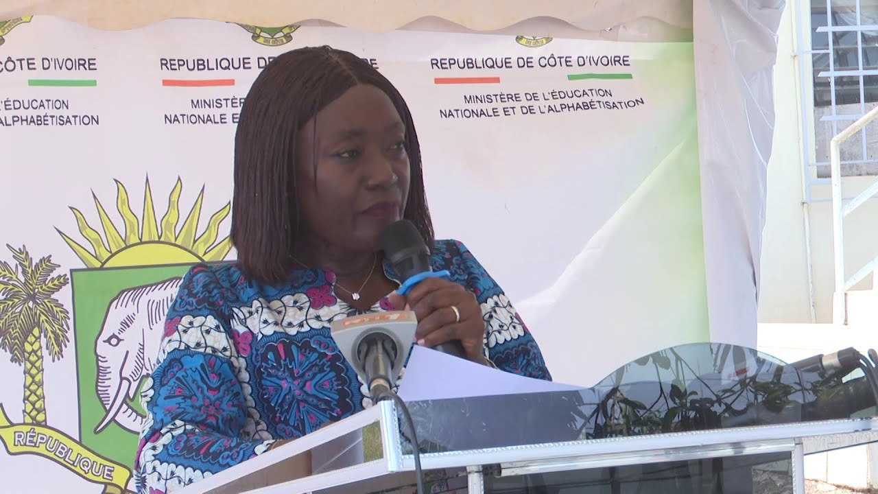 La ministre Mariatou Koné annonce le recrutement de 2 855 enseignants pour le secondaire public.