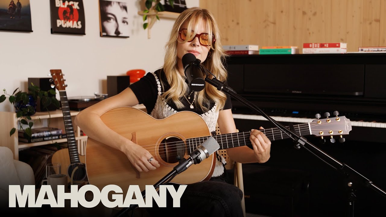 Nina Nesbitt | Live At Mahogany