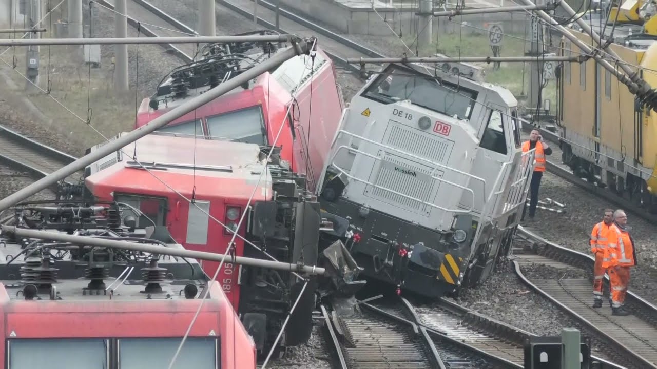 Zugunfall in Wolfsburg - Fallersleben: Zwei Loks kollidierten