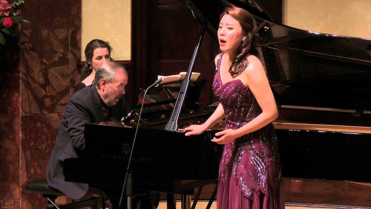 Sumi Hwang - BERG Sieben frühe Lieder